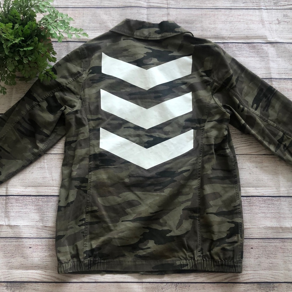 Express Chevron Camo Jacket Sz M (also fits L)